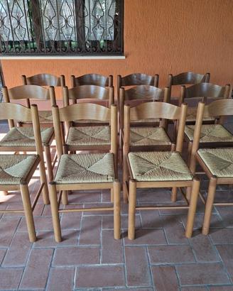 Lotto 12 sedie rustiche in legno e paglia 