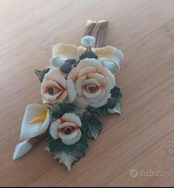 bouquet di fiori in porcellana