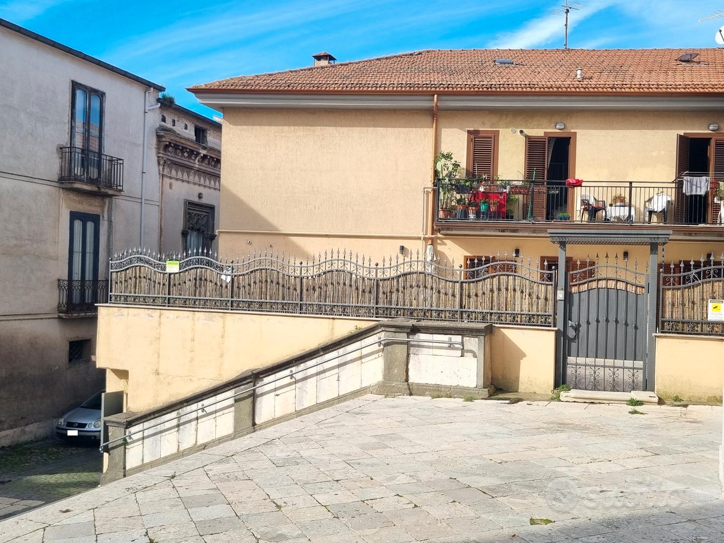 Appartamento 130 mq con terrazzo e garage - Vista 2