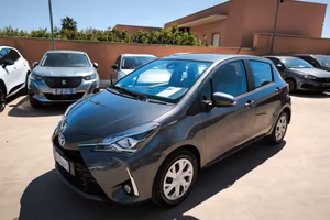 Toyota Yaris 1.5 Hybrid 5 porte Business