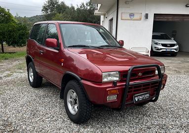 Nissan Terrano II 2.7 turbodiesel 3 porte SE