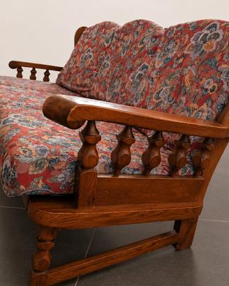 Divano + 2 poltrone vintage con struttura in legno