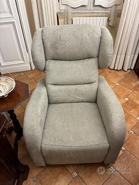 Poltrona elettrica elevabile