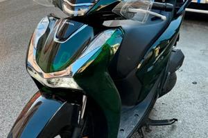 Honda SH 125 vetro anno 2024
