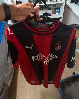 Maglia milan 2027