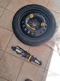 ruotino t125/80 r17 5 fori con crick e chiave