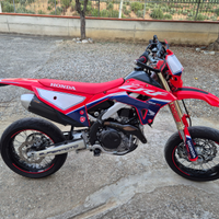 Honda crf 450 supermotard