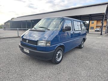 VOLKSWAGEN T4 CARAVELLE 