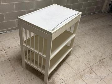 FASCIATOIO IKEA LEGNO BIANCO