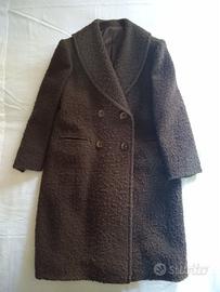 Cappotto donna sartoriale in lana bouclé
