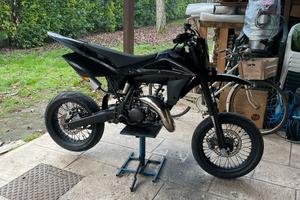 Husqvarna sm/cr 125 2007 ( smembro )