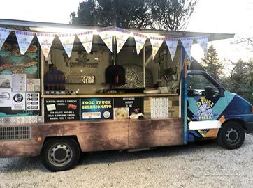 Pizza truck con forno a legna Volkswagen T70