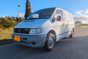 MERCEDES VITO autocarro