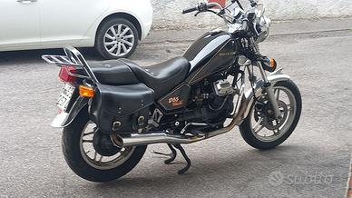 Moto Guzzi Florida 650