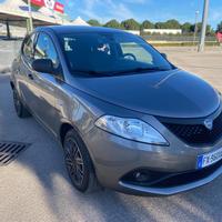 Lancia Ypsilon 1.2 69CV GPL nuovissima garanzia