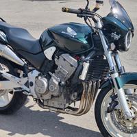 Honda Hornet 900 - 2005