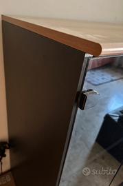 Arreda Mobile con ante in vetro