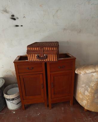 Comodini anni 40