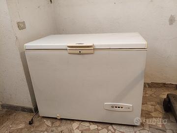 Congelatore pozzetto  Whirlpool