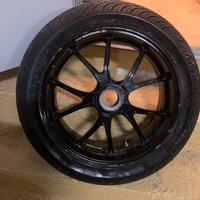 Marchesini forgiati in magnesio per Ducati da 16.5