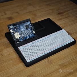 Base per Arduino e breadboard