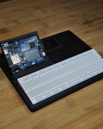 Base per Arduino e breadboard