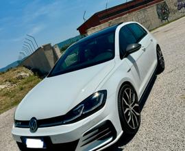 Volkswagen Golf 2.0 TDI DSG 5p. Highline BlueMotio