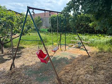 Altalena da giardino robusta con seggiolini
