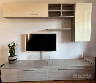 Mobile soggiorno parete TV