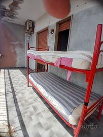  letto a castelo con materassi