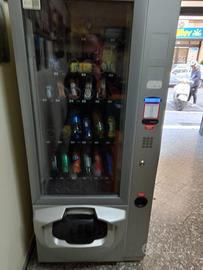 Distributore automatico