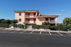 Villa indipendente su 3 livelli autonomi