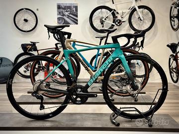 Bianchi Specialissima PRO | Ultegra Di2 2x12