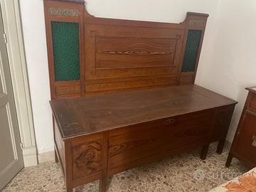 cassapanca con schienale alto, inizio Novecento
