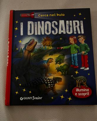 Libro Dinosauri nel Buio con torcia Giunti Junior