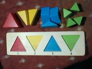 Gioco-Puzzle triangoli in legno, per bimbi, NUOVO