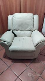 Poltrona relax elettrica reclinabile in pelle