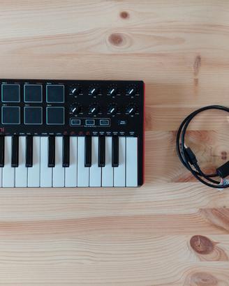 Akai Play Mini