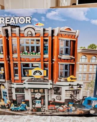 Lego Creator 10264 Corner Garage 