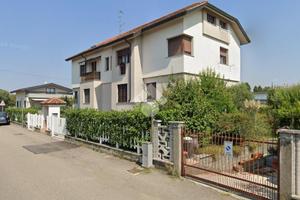 3 LOCALI A LAINATE
