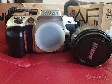 Macchina Fotografica Nikon F60