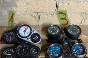 3 Strumentazioni nuove e 1 usata  x Moto