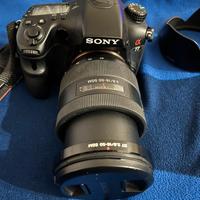 Fotocamera Sony aSLT-A77 con ottica 16-50