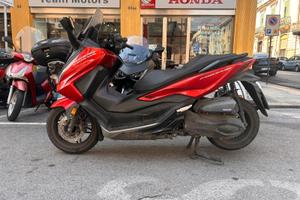 Honda Forza 350