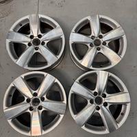 4 cerchi usati 17 pollici originali VW Golf Tiguan