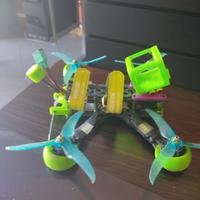 Drone fpv + 9 batterie 4s 1300mha