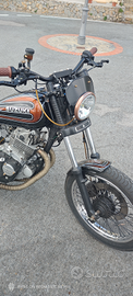 Suzuki gn 250