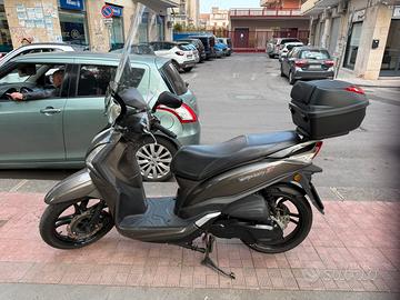 Scooter Sym Symphony ST 200