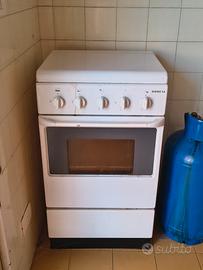 Cucina economica a gas, funzionante 
