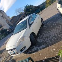Fiat bravo 2011